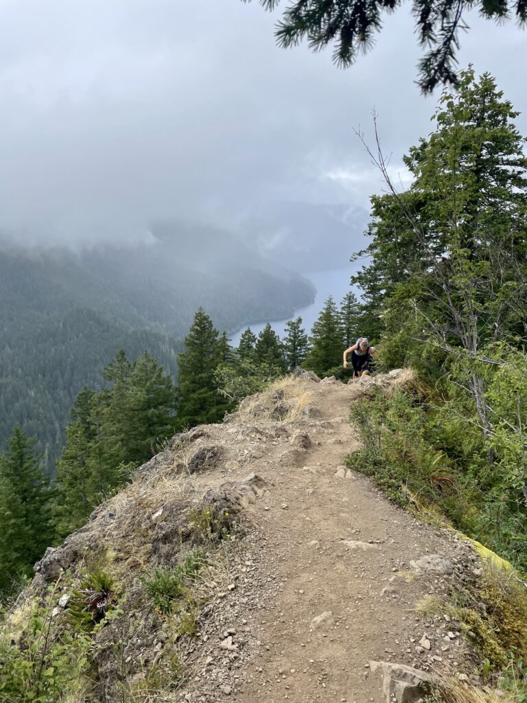 Starting the unmaintained trail of Mount Storm King