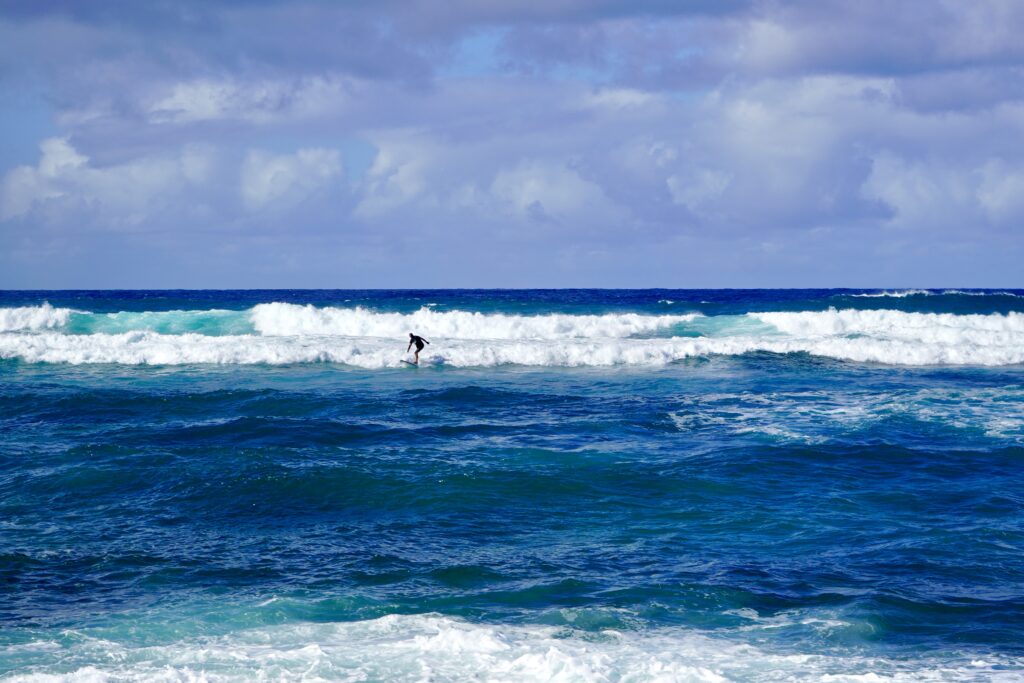 Hawaiian surfer at Ho'okipa Beach