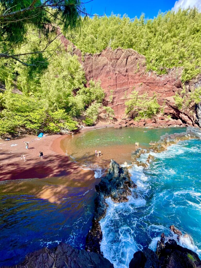 Kaihalulu Beach