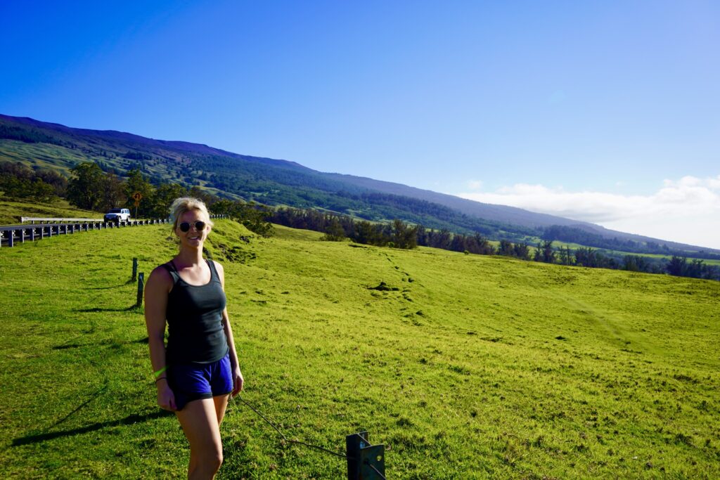 Rolling hills on the road up Haleakala