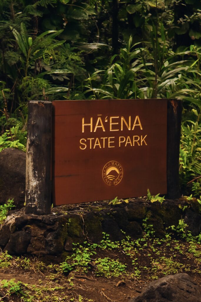 Sign for Ha'ena State Park