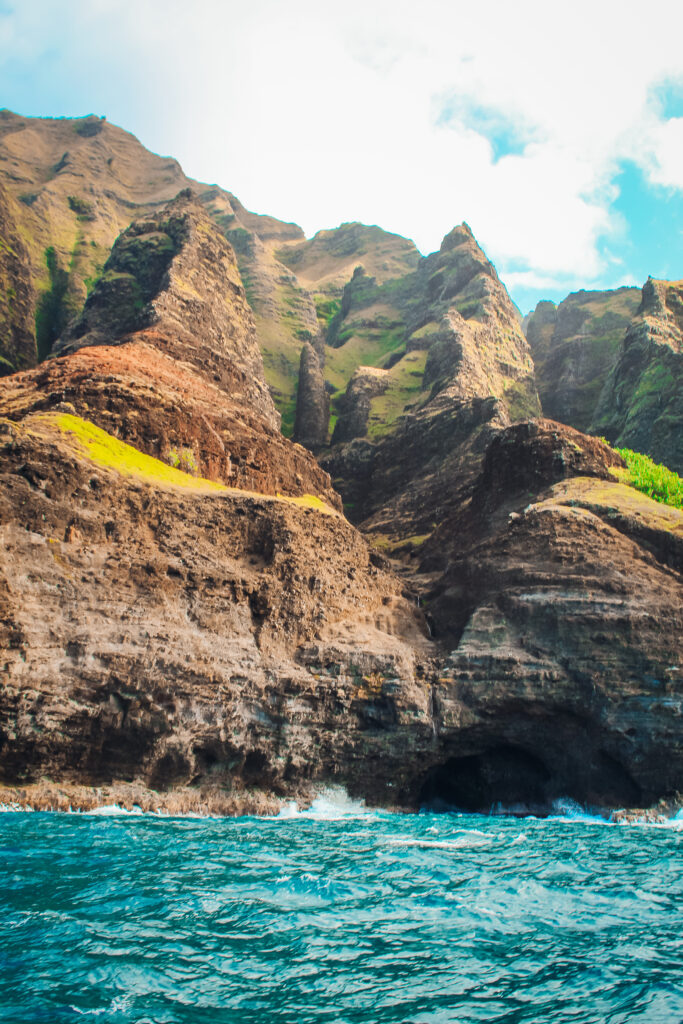 Nā Pali Coast Boat Tour